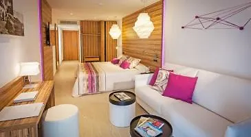 Fiesta Club Palm Beach ホテル 3*
